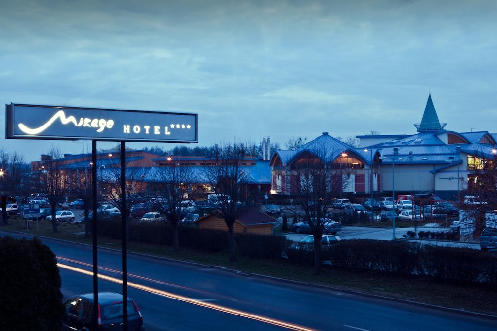 Mirage Hotel Sárvár 외부 사진